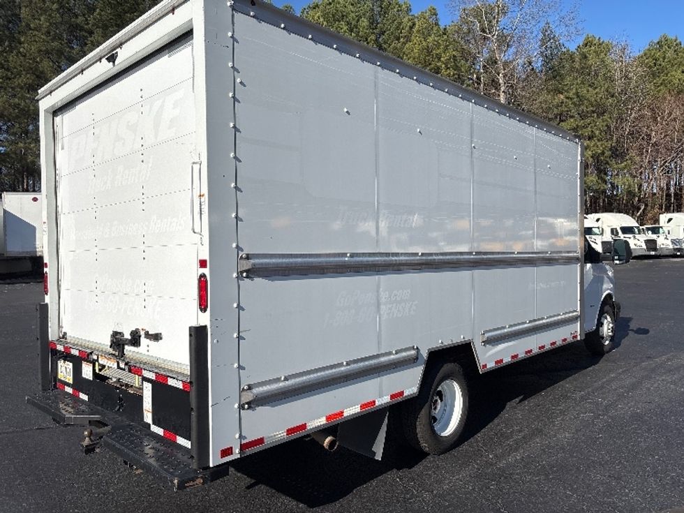 Light Duty Box Truck-Light and Medium Duty Trucks-GMC-2021-Savana G33903-Kennesaw-GA-101,842\n\t\tmiles-$ 30,500 - Image 13