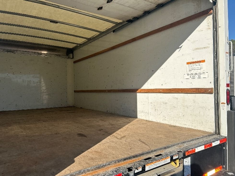 Light Duty Box Truck-Light and Medium Duty Trucks-GMC-2021-Savana G33903-Kennesaw-GA-103,627\n\t\tmiles-$ 30,250 - Image 11