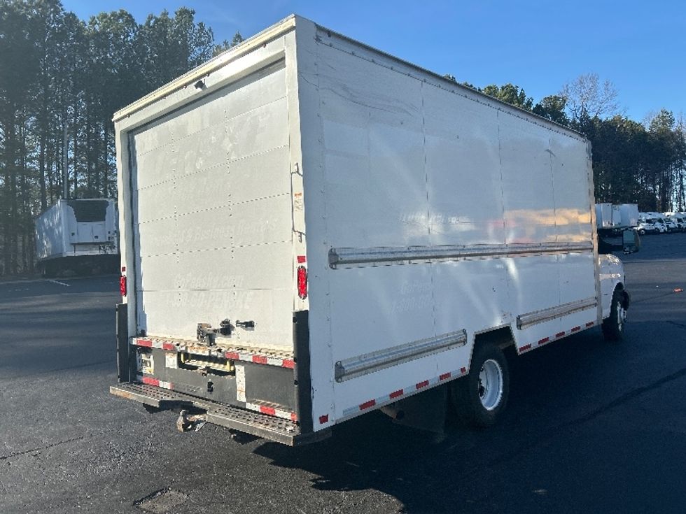 Light Duty Box Truck-Light and Medium Duty Trucks-GMC-2021-Savana G33903-Kennesaw-GA-103,627\n\t\tmiles-$ 30,250 - Image 12
