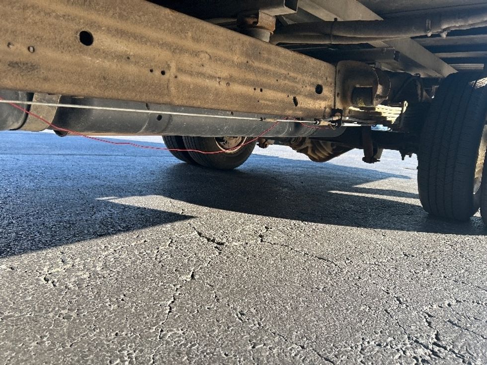 Light Duty Box Truck-Light and Medium Duty Trucks-GMC-2021-Savana G33903-Kennesaw-GA-103,627\n\t\tmiles-$ 30,250 - Image 5