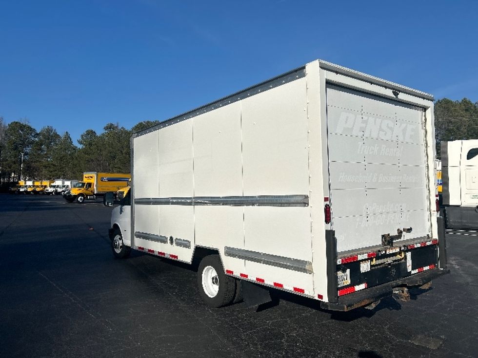 Light Duty Box Truck-Light and Medium Duty Trucks-GMC-2021-Savana G33903-Kennesaw-GA-103,627\n\t\tmiles-$ 30,250 - Image 6