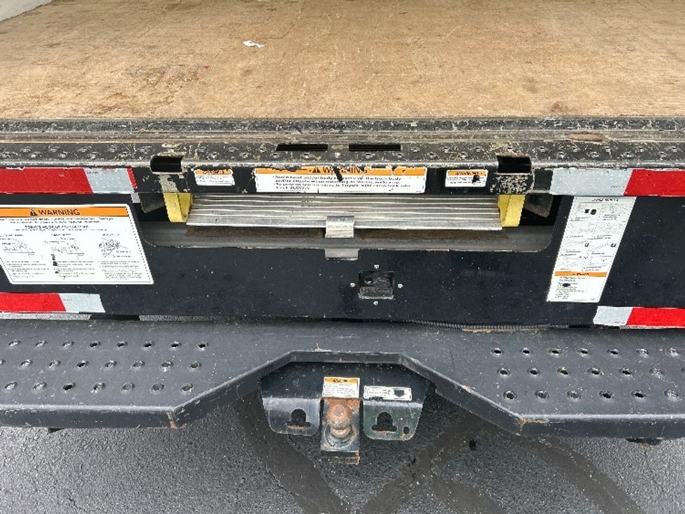 Light Duty Box Truck-Light and Medium Duty Trucks-GMC-2021-Savana G33903-Kennesaw-GA-106,724\n\t\tmiles-$ 23,500 - Image 10