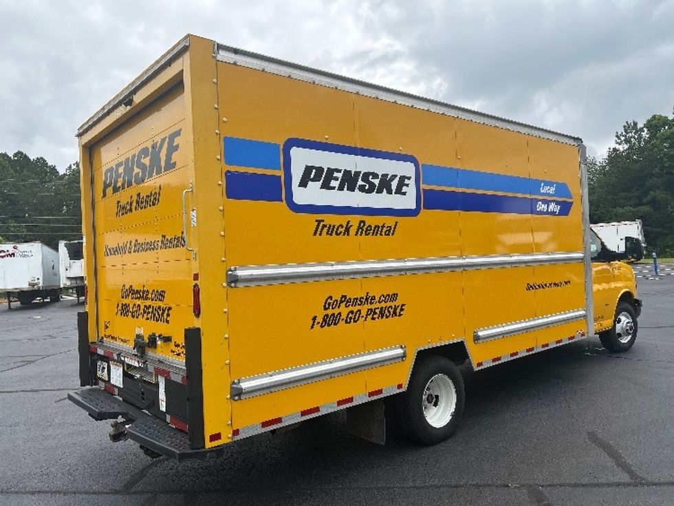 Light Duty Box Truck-Light and Medium Duty Trucks-GMC-2021-Savana G33903-Kennesaw-GA-106,724\n\t\tmiles-$ 23,500 - Image 13