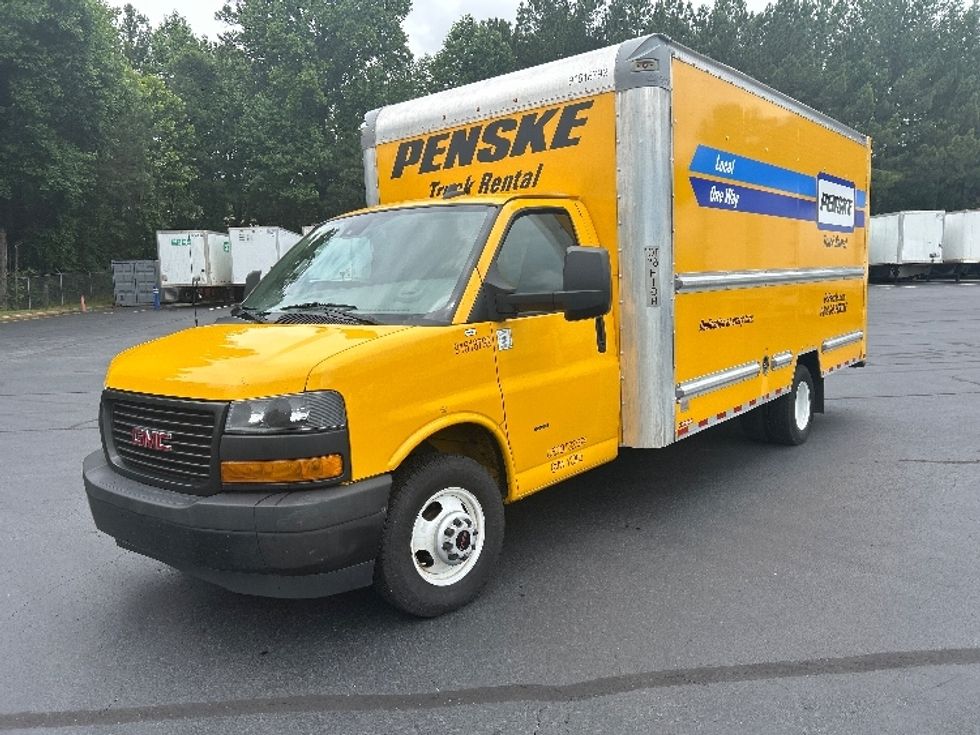 Light Duty Box Truck-Light and Medium Duty Trucks-GMC-2021-Savana G33903-Kennesaw-GA-106,724\n\t\tmiles-$ 23,500 - Image 3