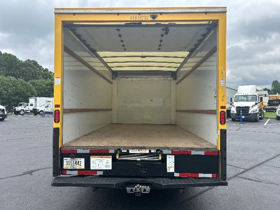 Light Duty Box Truck-Light and Medium Duty Trucks-GMC-2021-Savana G33903-Kennesaw-GA-106,724\n\t\tmiles-$ 23,500 - Image 8