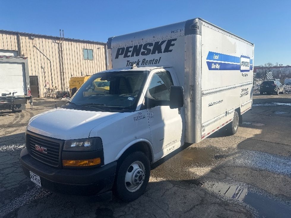 Light Duty Box Truck-Light and Medium Duty Trucks-GMC-2021-Savana G33903-Kennesaw-GA-107,503\n\t\tmiles-$ 27,750 - Image 3