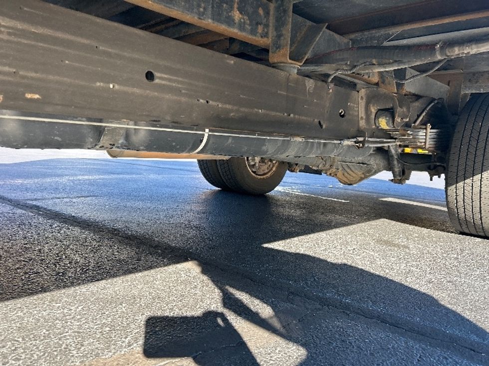 Light Duty Box Truck-Light and Medium Duty Trucks-GMC-2021-Savana G33903-Kennesaw-GA-120,209\n\t\tmiles-$ 28,250 - Image 5