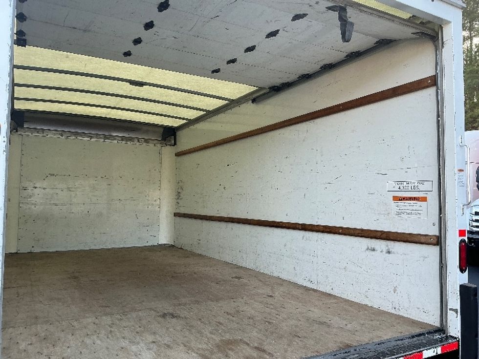 Light Duty Box Truck-Light and Medium Duty Trucks-GMC-2021-Savana G33903-Kennesaw-GA-91,206\n\t\tmiles-$ 31,750 - Image 12