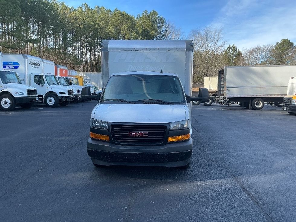 Light Duty Box Truck-Light and Medium Duty Trucks-GMC-2021-Savana G33903-Kennesaw-GA-91,206\n\t\tmiles-$ 31,750 - Image 2