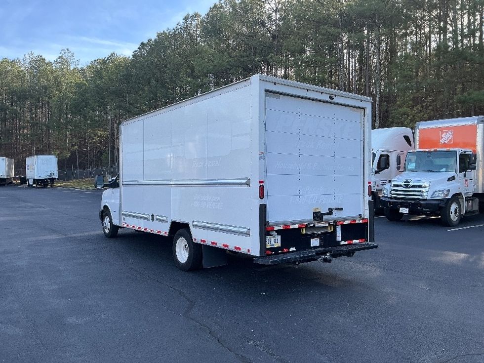 Light Duty Box Truck-Light and Medium Duty Trucks-GMC-2021-Savana G33903-Kennesaw-GA-91,206\n\t\tmiles-$ 31,750 - Image 6