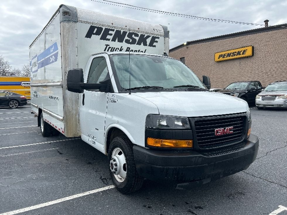 Light Duty Box Truck-Light and Medium Duty Trucks-GMC-2021-Savana G33903-Kennesaw-GA-97,859\n\t\tmiles-$ 31,500 - Image 1