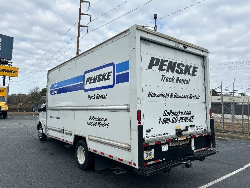 Light Duty Box Truck-Light and Medium Duty Trucks-GMC-2021-Savana G33903-Kennesaw-GA-97,859\n\t\tmiles-$ 31,500 - Image 6