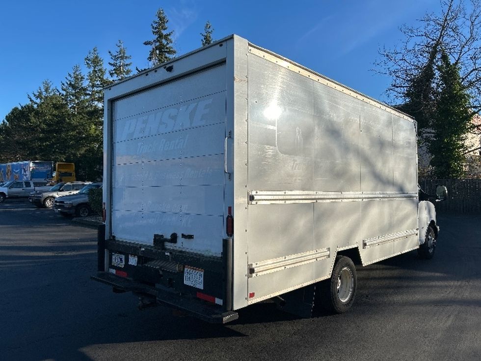 Light Duty Box Truck-Light and Medium Duty Trucks-GMC-2021-Savana G33903-Kent-WA-106,672\n\t\tmiles-$ 30,000 - Image 11