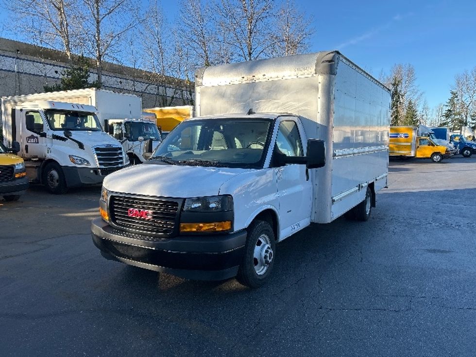 Light Duty Box Truck-Light and Medium Duty Trucks-GMC-2021-Savana G33903-Kent-WA-106,672\n\t\tmiles-$ 30,000 - Image 3