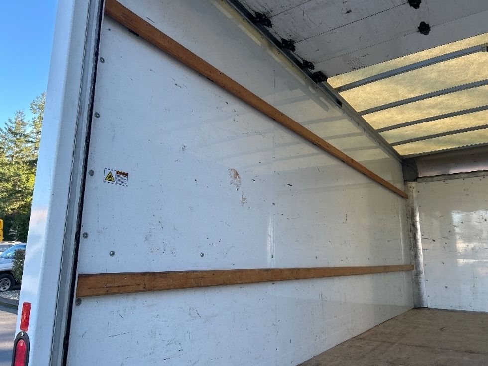 Light Duty Box Truck-Light and Medium Duty Trucks-GMC-2021-Savana G33903-Kent-WA-106,672\n\t\tmiles-$ 30,000 - Image 9