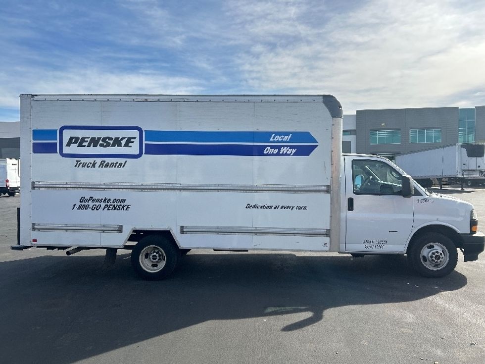 Light Duty Box Truck-Light and Medium Duty Trucks-GMC-2021-Savana G33903-Kent-WA-95,899\n\t\tmiles-$ 31,750 - Image 15