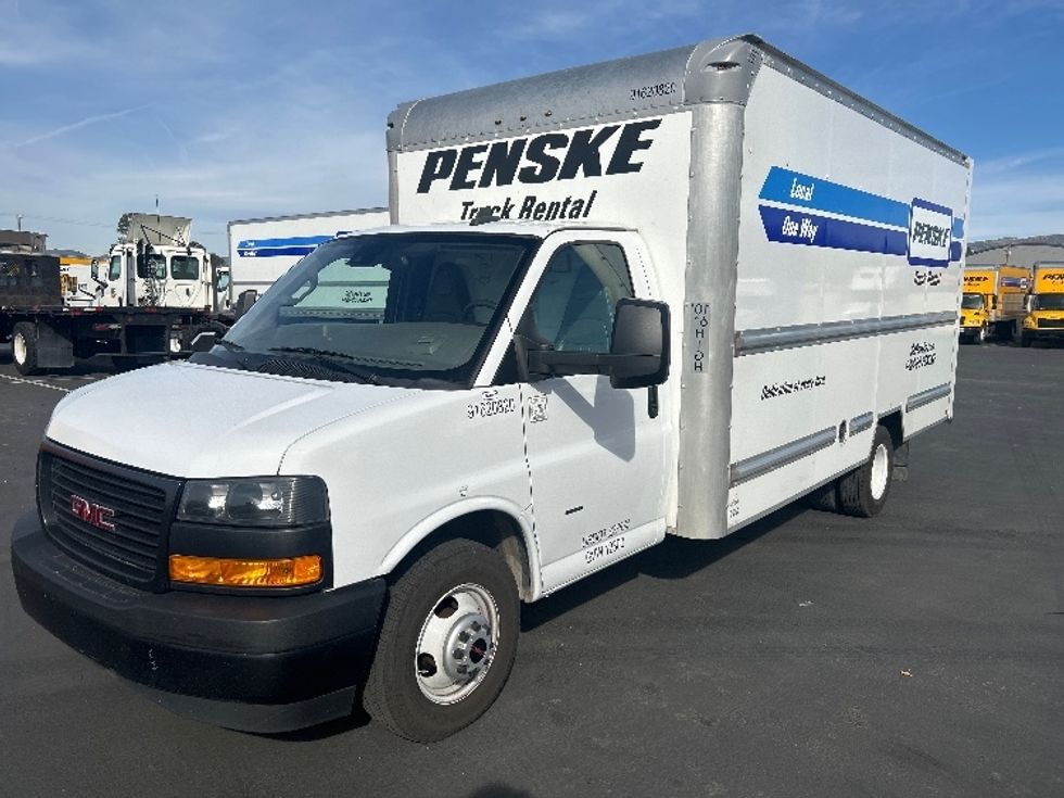 Light Duty Box Truck-Light and Medium Duty Trucks-GMC-2021-Savana G33903-Kent-WA-95,899\n\t\tmiles-$ 31,750 - Image 3