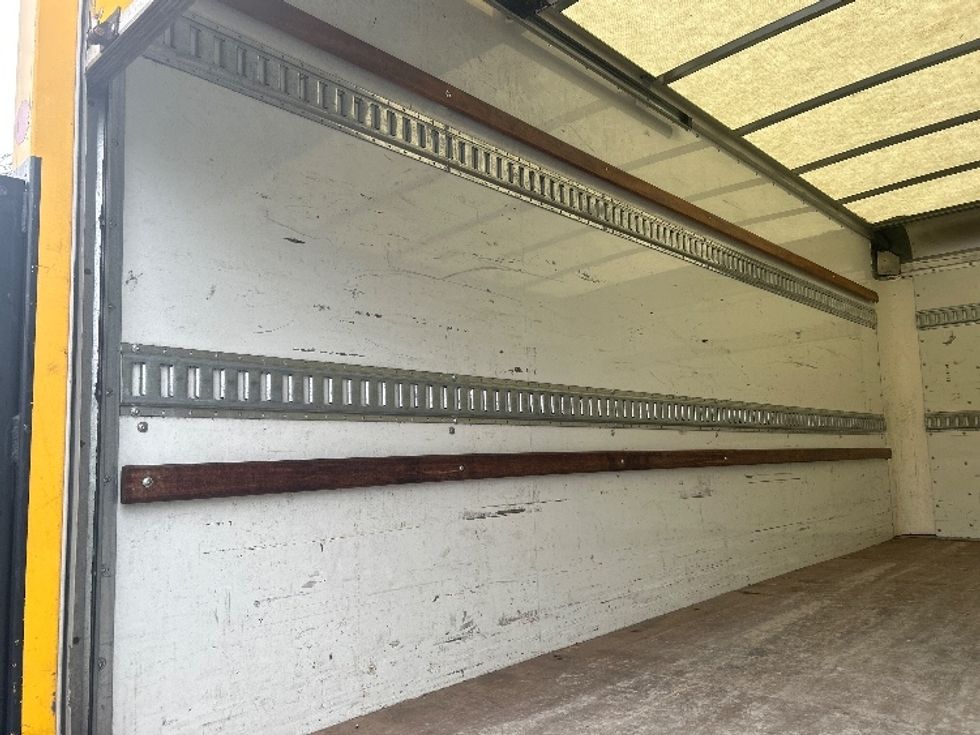 Light Duty Box Truck-Light and Medium Duty Trucks-GMC-2021-Savana G33903-Kent-WA-96,054\n\t\tmiles-$ 28,500 - Image 11