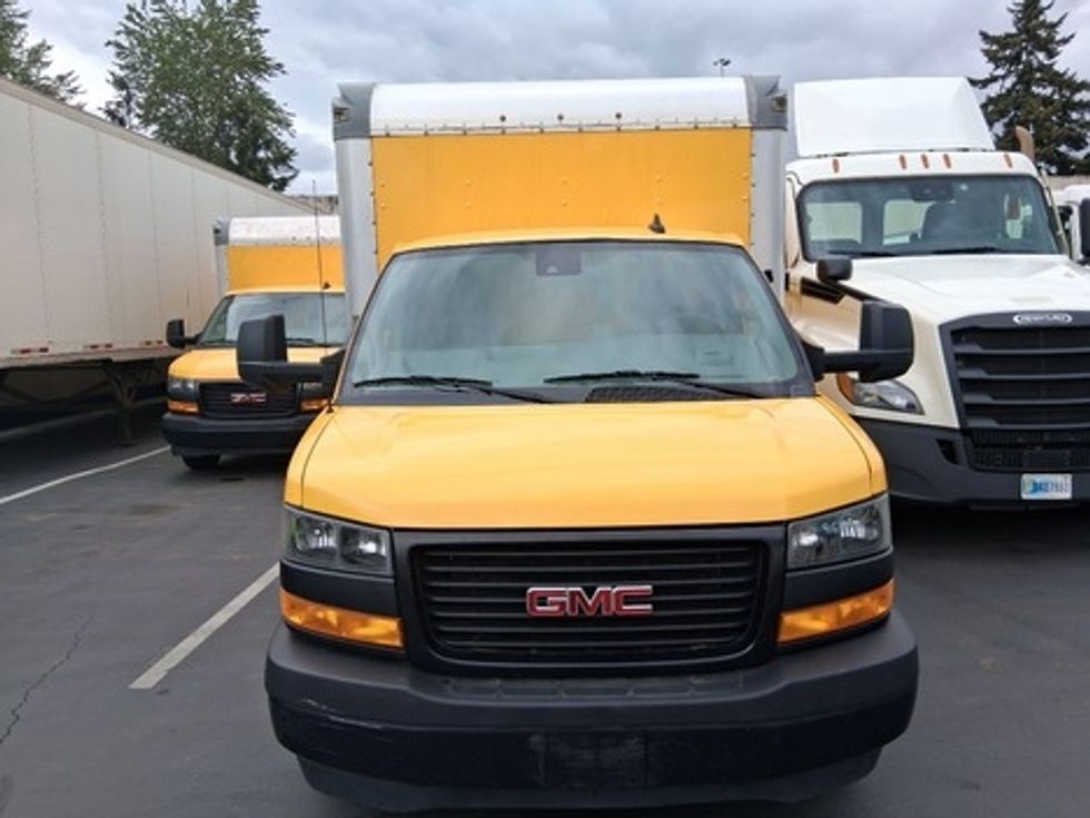 Light Duty Box Truck-Light and Medium Duty Trucks-GMC-2021-Savana G33903-Kent-WA-96,071\n\t\tmiles-$ 29,500 - Image 2