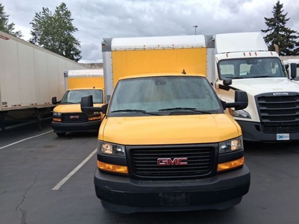 Light Duty Box Truck-Light and Medium Duty Trucks-GMC-2021-Savana G33903-Kent-WA-96,071\n\t\tmiles-$ 29,500 - Image 27