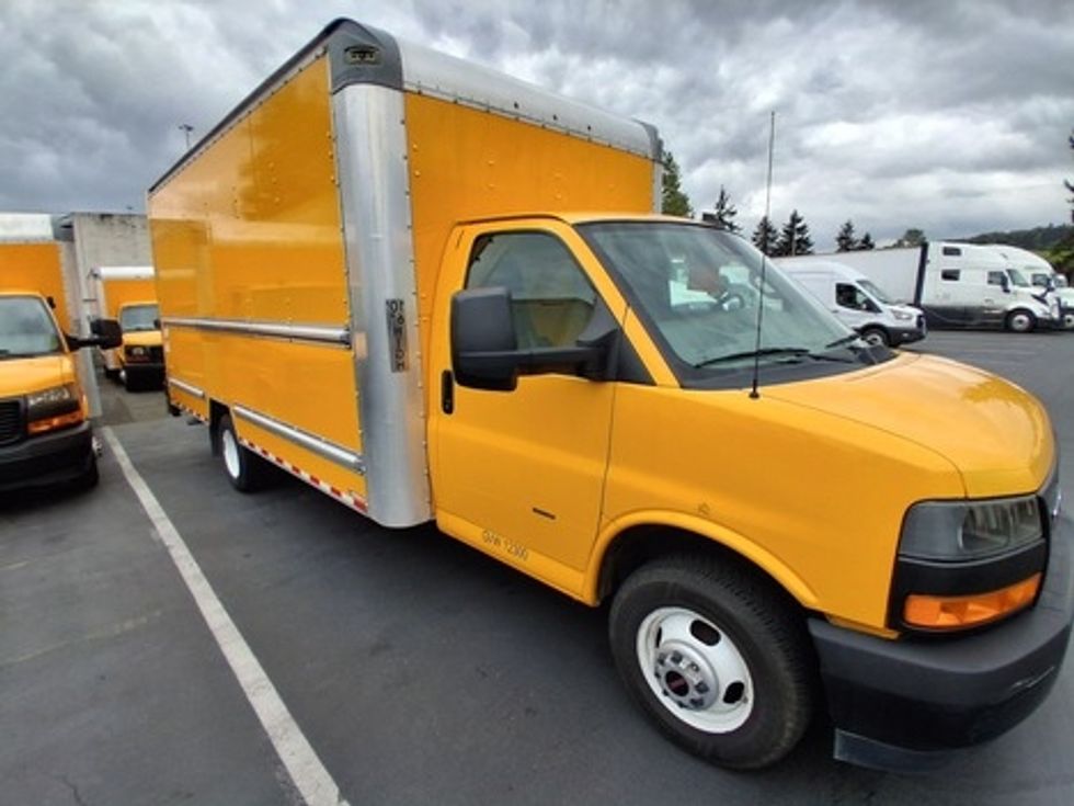 Light Duty Box Truck-Light and Medium Duty Trucks-GMC-2021-Savana G33903-Kent-WA-96,071\n\t\tmiles-$ 29,500 - Image 3