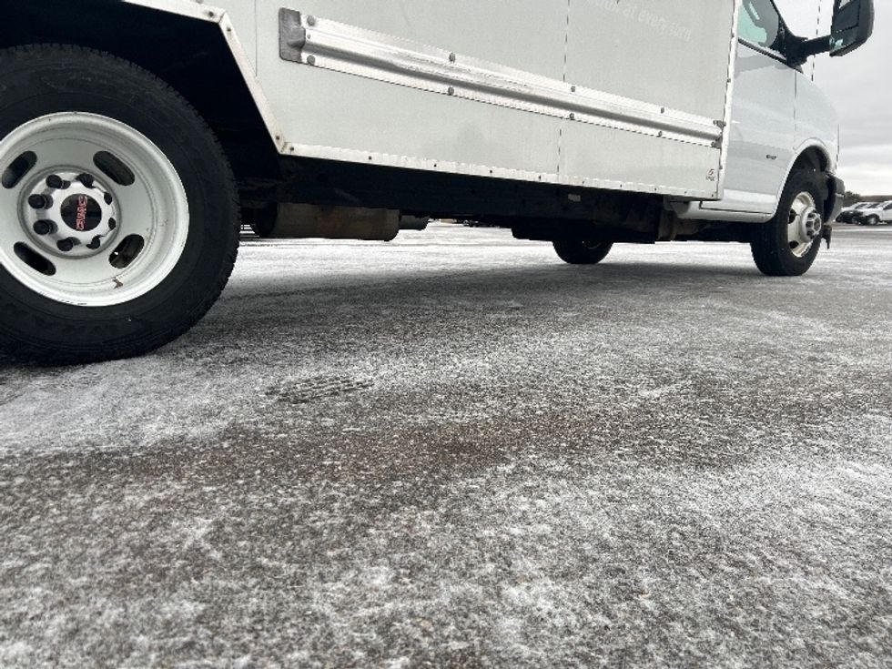 Light Duty Box Truck-Light and Medium Duty Trucks-GMC-2021-Savana G33903-Kentwood-MI-102,524\n\t\tmiles-$ 28,750 - Image 13