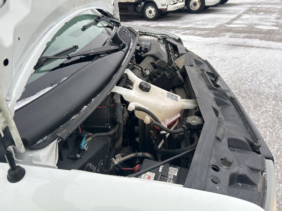 Light Duty Box Truck-Light and Medium Duty Trucks-GMC-2021-Savana G33903-Kentwood-MI-102,524\n\t\tmiles-$ 28,750 - Image 22