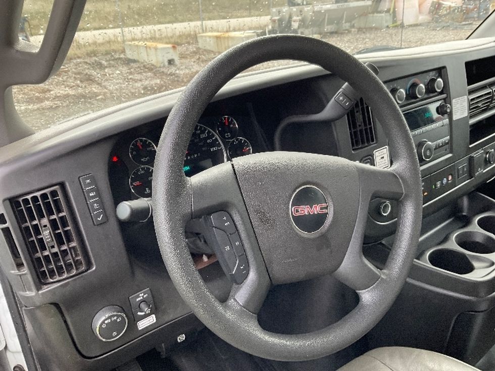 Light Duty Box Truck-Light and Medium Duty Trucks-GMC-2021-Savana G33903-Kentwood-MI-58,671\n\t\tmiles-$ 39,250 - Image 16