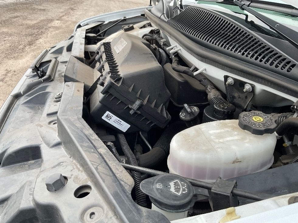 Light Duty Box Truck-Light and Medium Duty Trucks-GMC-2021-Savana G33903-Kentwood-MI-58,671\n\t\tmiles-$ 39,250 - Image 23