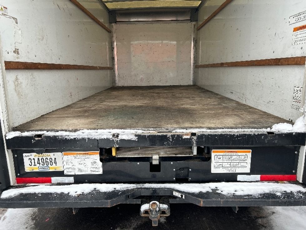 Light Duty Box Truck-Light and Medium Duty Trucks-GMC-2021-Savana G33903-Kentwood-MI-58,671\n\t\tmiles-$ 39,250 - Image 9