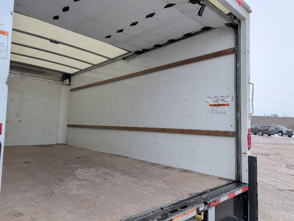 Light Duty Box Truck-Light and Medium Duty Trucks-GMC-2021-Savana G33903-Kentwood-MI-74,181\n\t\tmiles-$ 32,000 - Image 12