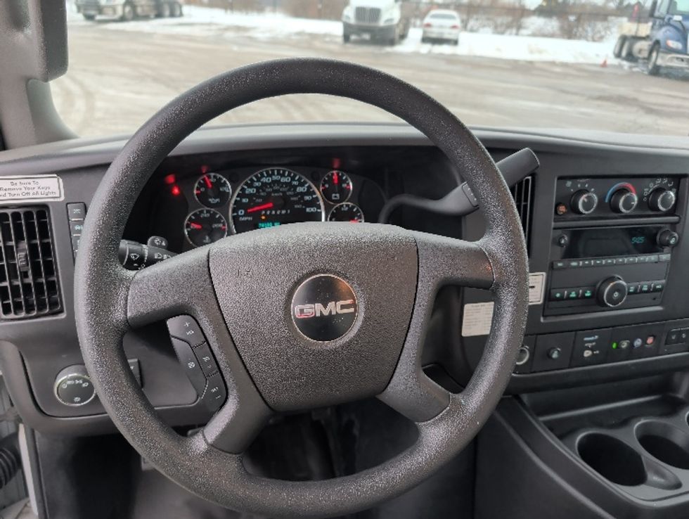 Light Duty Box Truck-Light and Medium Duty Trucks-GMC-2021-Savana G33903-Kentwood-MI-74,181\n\t\tmiles-$ 32,000 - Image 18