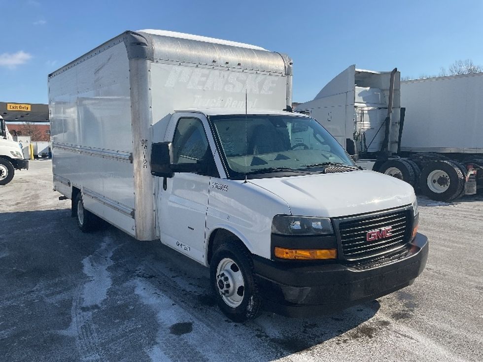 Light Duty Box Truck-Light and Medium Duty Trucks-GMC-2021-Savana G33903-King Of Prussia-PA-118,077\n\t\tmiles-$ 26,500 - Image 1