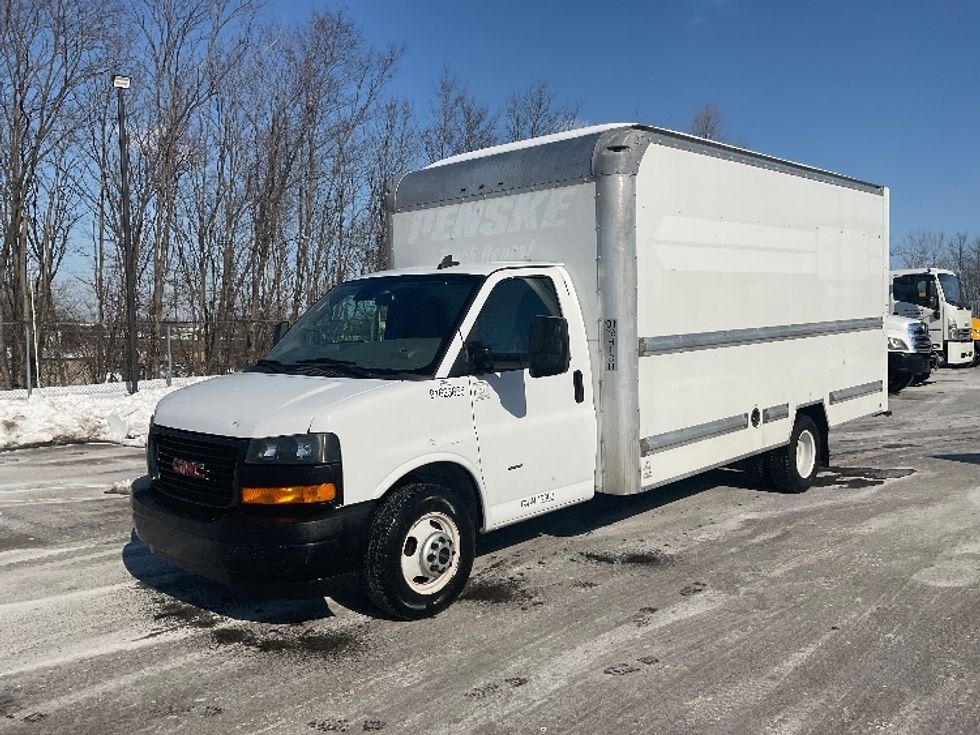 Light Duty Box Truck-Light and Medium Duty Trucks-GMC-2021-Savana G33903-King Of Prussia-PA-118,077\n\t\tmiles-$ 26,500 - Image 3