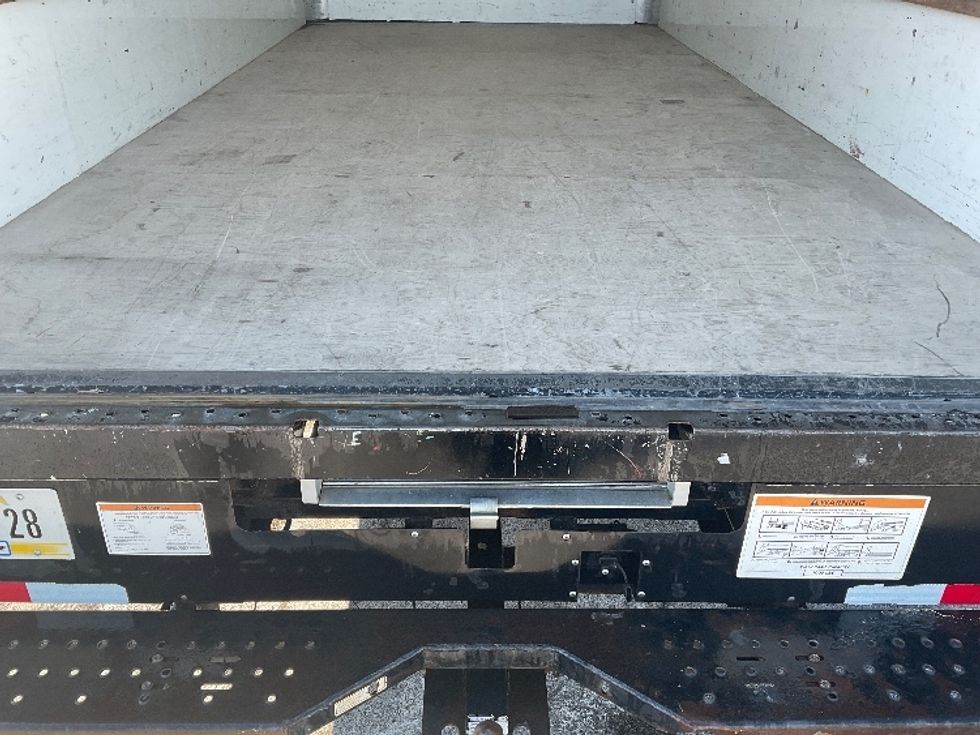 Light Duty Box Truck-Light and Medium Duty Trucks-GMC-2021-Savana G33903-King Of Prussia-PA-118,077\n\t\tmiles-$ 26,500 - Image 10