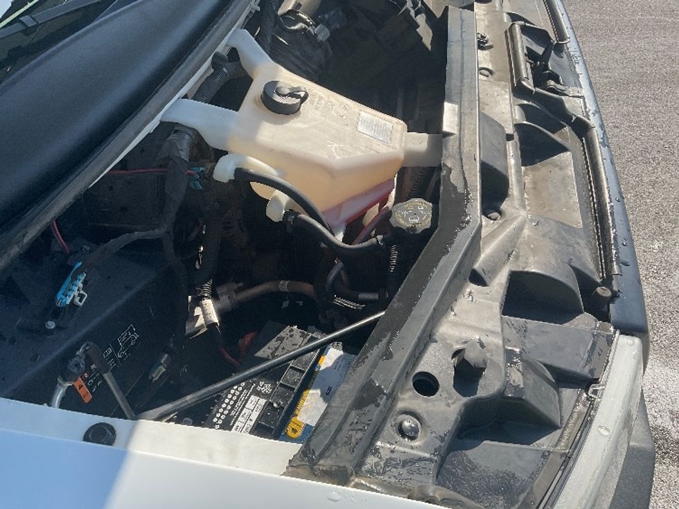 Light Duty Box Truck-Light and Medium Duty Trucks-GMC-2021-Savana G33903-King Of Prussia-PA-118,077\n\t\tmiles-$ 26,500 - Image 23