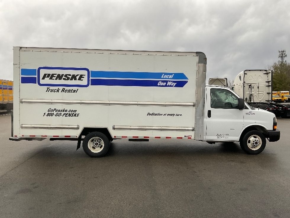 Light Duty Box Truck-Light and Medium Duty Trucks-GMC-2021-Savana G33903-King Of Prussia-PA-82,704\n\t\tmiles-$ 30,500 - Image 15