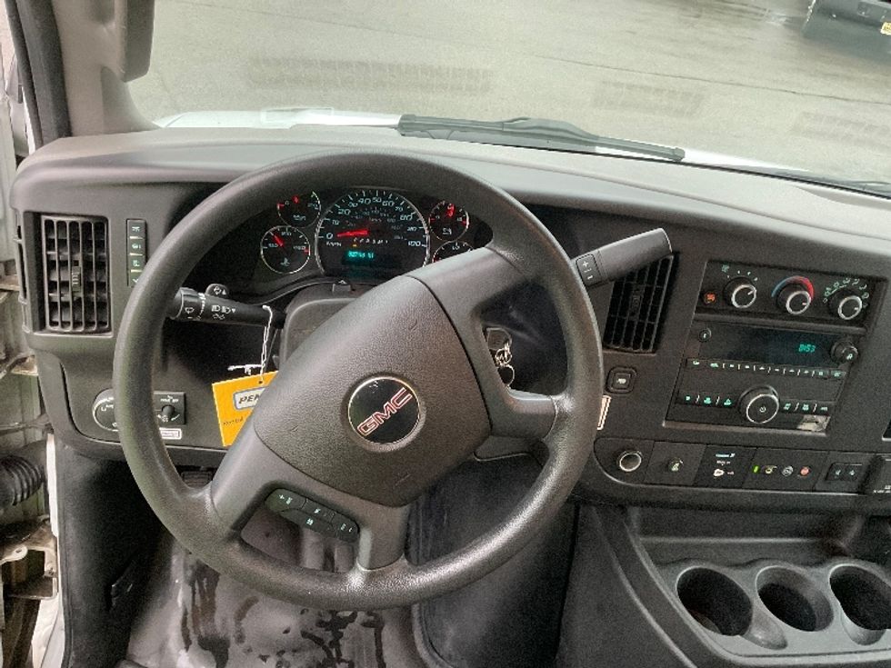 Light Duty Box Truck-Light and Medium Duty Trucks-GMC-2021-Savana G33903-King Of Prussia-PA-82,704\n\t\tmiles-$ 30,500 - Image 18