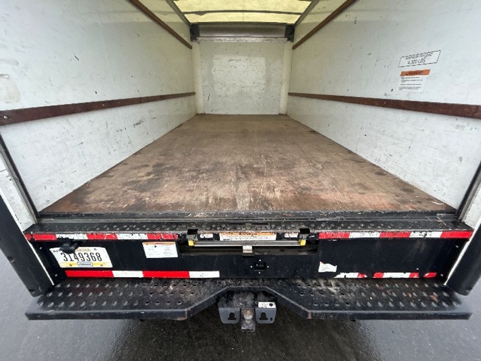 Light Duty Box Truck-Light and Medium Duty Trucks-GMC-2021-Savana G33903-King Of Prussia-PA-88,178\n\t\tmiles-$ 29,750 - Image 10