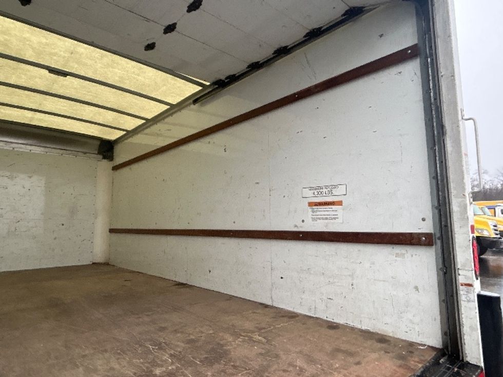 Light Duty Box Truck-Light and Medium Duty Trucks-GMC-2021-Savana G33903-King Of Prussia-PA-88,178\n\t\tmiles-$ 29,750 - Image 12