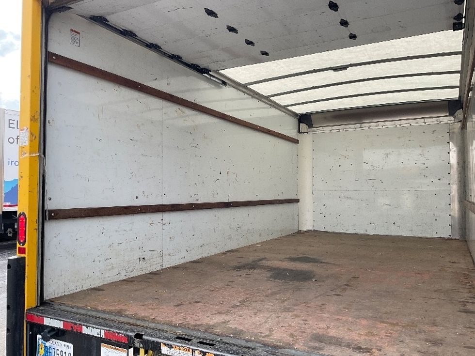 Light Duty Box Truck-Light and Medium Duty Trucks-GMC-2021-Savana G33903-King Of Prussia-PA-94,762\n\t\tmiles-$ 26,250 - Image 11