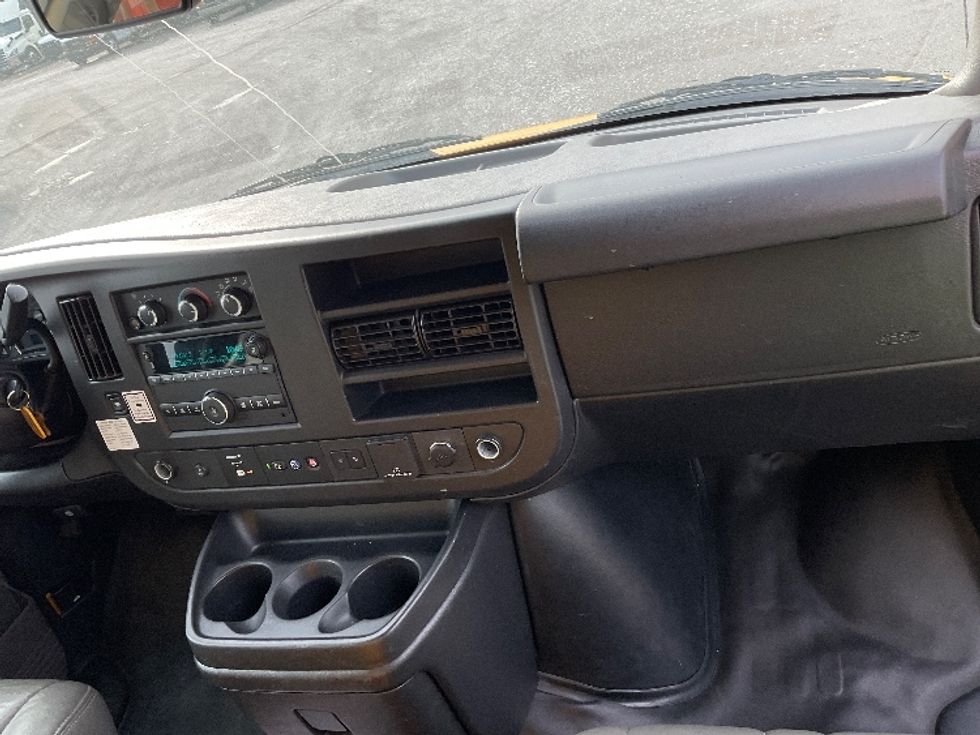 Light Duty Box Truck-Light and Medium Duty Trucks-GMC-2021-Savana G33903-King Of Prussia-PA-94,762\n\t\tmiles-$ 26,250 - Image 21