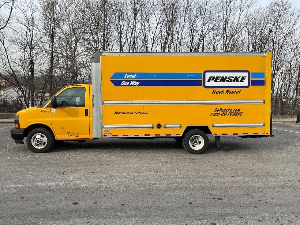 Light Duty Box Truck-Light and Medium Duty Trucks-GMC-2021-Savana G33903-King Of Prussia-PA-94,762\n\t\tmiles-$ 26,250 - Image 4
