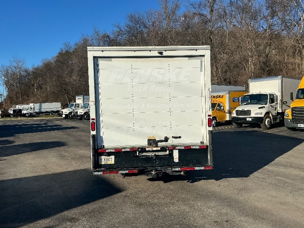 Light Duty Box Truck-Light and Medium Duty Trucks-GMC-2021-Savana G33903-Knoxville-TN-97,590\n\t\tmiles-$ 31,000 - Image 7