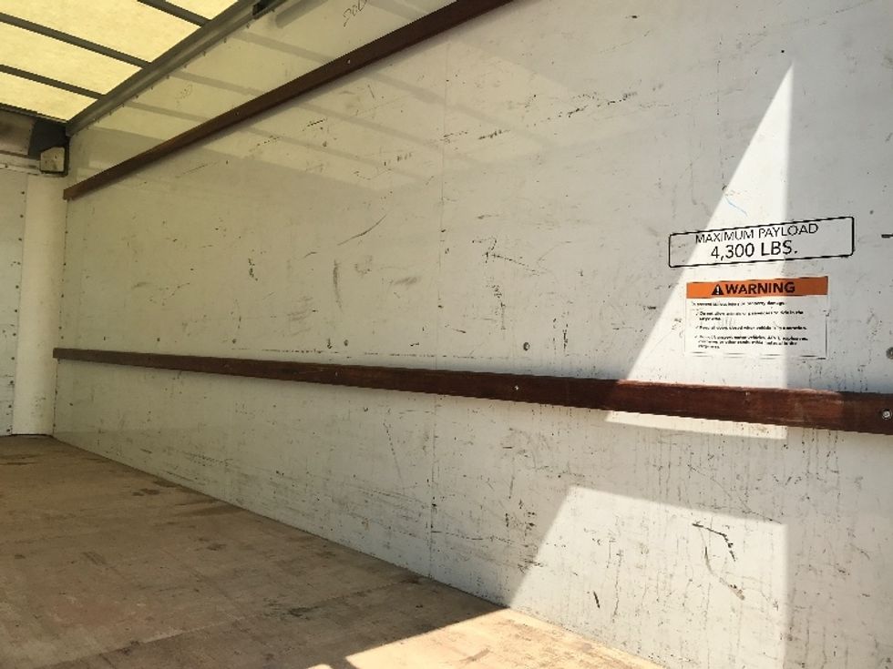 Light Duty Box Truck-Light and Medium Duty Trucks-GMC-2021-Savana G33903-Knoxville-TN-99,357\n\t\tmiles-$ 30,750 - Image 10