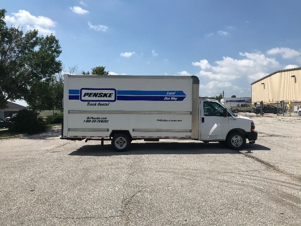 Light Duty Box Truck-Light and Medium Duty Trucks-GMC-2021-Savana G33903-Knoxville-TN-99,357\n\t\tmiles-$ 30,750 - Image 12