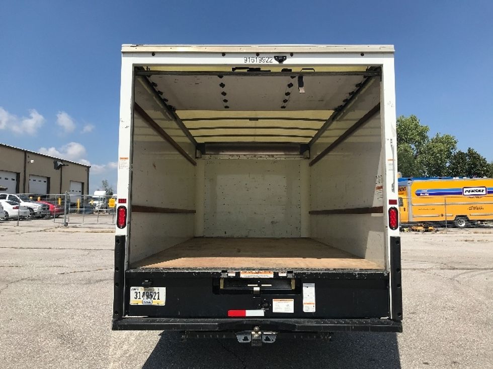 Light Duty Box Truck-Light and Medium Duty Trucks-GMC-2021-Savana G33903-Knoxville-TN-99,357\n\t\tmiles-$ 30,750 - Image 7