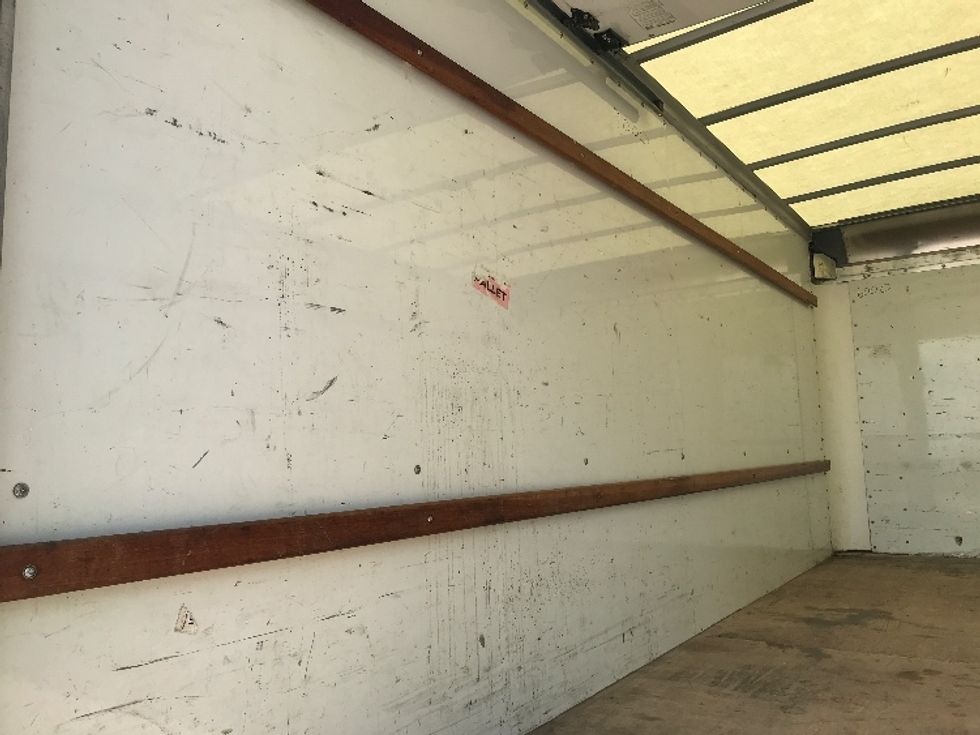 Light Duty Box Truck-Light and Medium Duty Trucks-GMC-2021-Savana G33903-Knoxville-TN-99,357\n\t\tmiles-$ 30,750 - Image 9