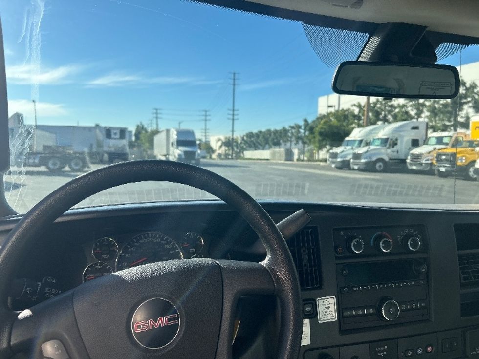 Light Duty Box Truck-Light and Medium Duty Trucks-GMC-2021-Savana G33903-La Mirada-CA-111,129\n\t\tmiles-$ 29,500 - Image 17