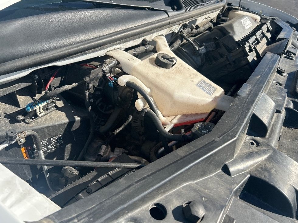 Light Duty Box Truck-Light and Medium Duty Trucks-GMC-2021-Savana G33903-La Mirada-CA-111,129\n\t\tmiles-$ 29,500 - Image 23